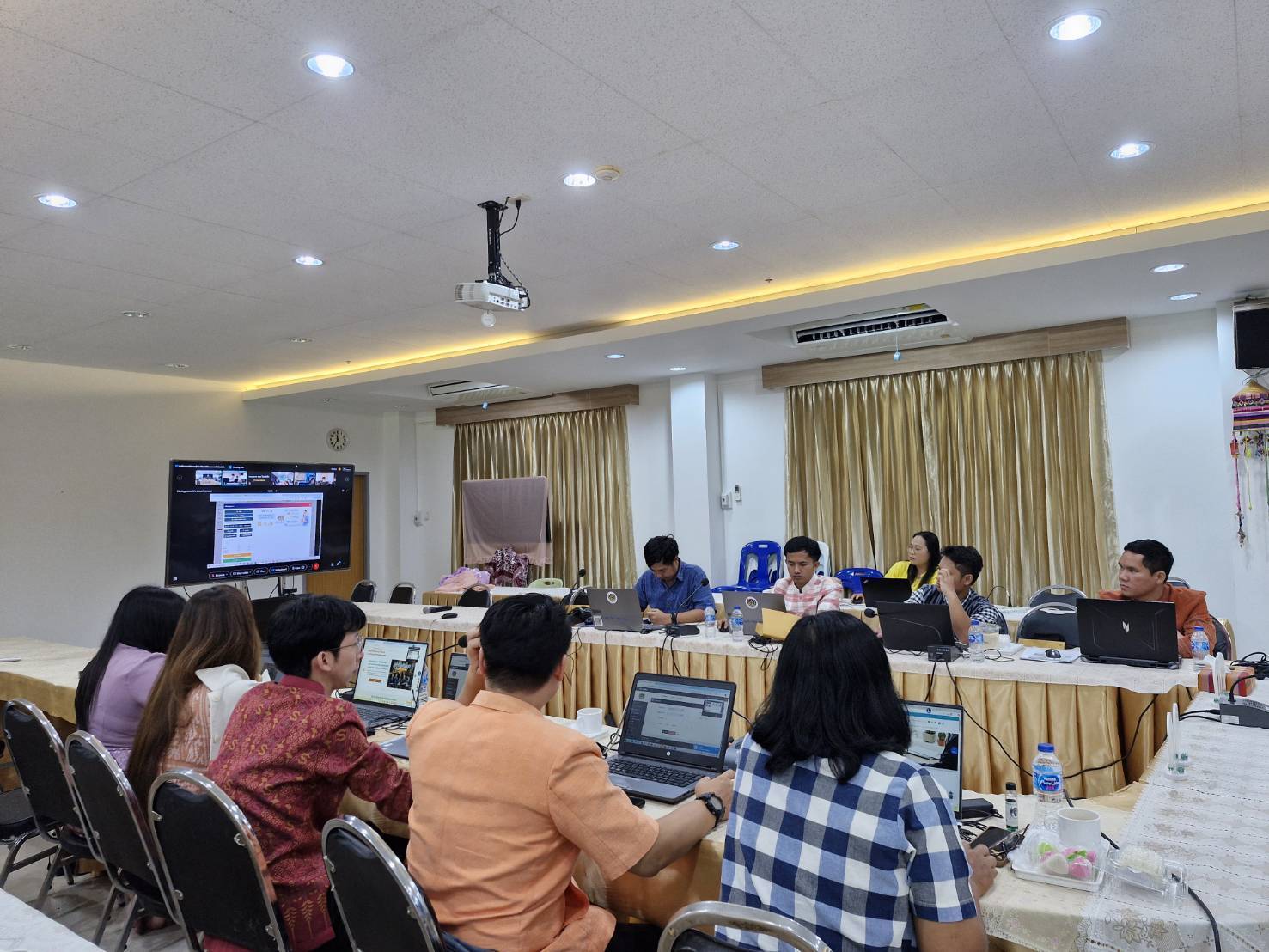 พช.หนองคาย ร่วมการฝึกอบรมให้ความรู้เกี่ยวกับการใช้งานระบบเว็บไซต์บริการดิจิทัลของกรมการพัฒนาชุมชน (Digital Service) ที่เป็นไปตามมาตรฐานเว็บไซต์ภาครัฐ