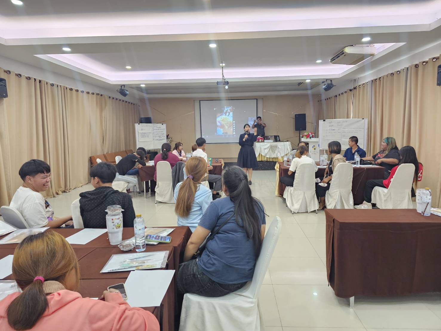 พช.หนองคาย เดินหน้าเสริมพลังเยาวชนกลุ่มเสี่ยง สร้างสัมมาชีพ ห่างไกลยาเสพติด วันที่ 2