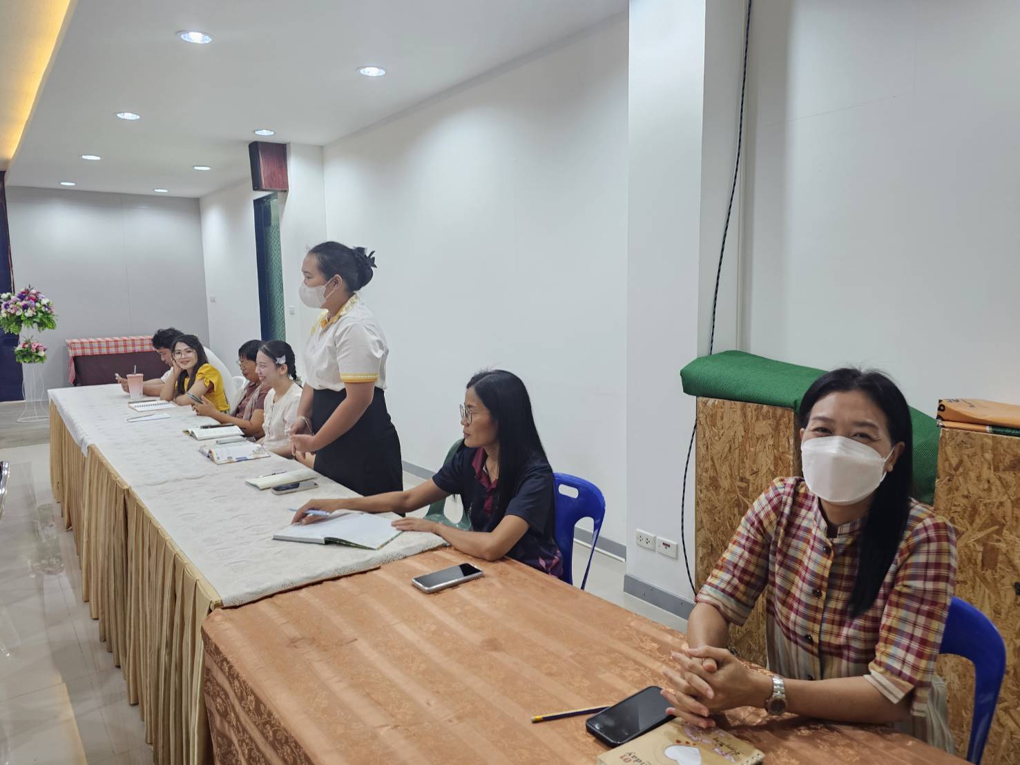 พช.หนองคาย ดำเนินการประชุมเตรียมความพร้อมการจัดงาน “เดินแบบผ้าไทยเพื่อการกุศล” ประจำปี 2568