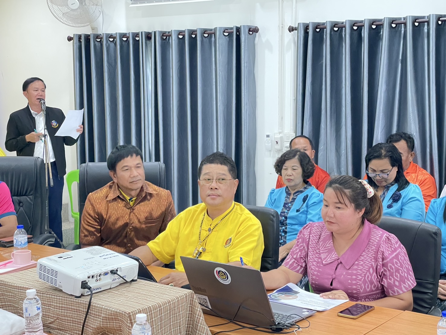 พช.หนองคาย คัดเลือกคนกองทุนพัฒนาบทบาทสตรีดีเด่น ระดับจังหวัด ตามโครงการเชิดชูเกียรติคนกองทุนพัฒนาบทบาทสตรี ประจำปี 2568