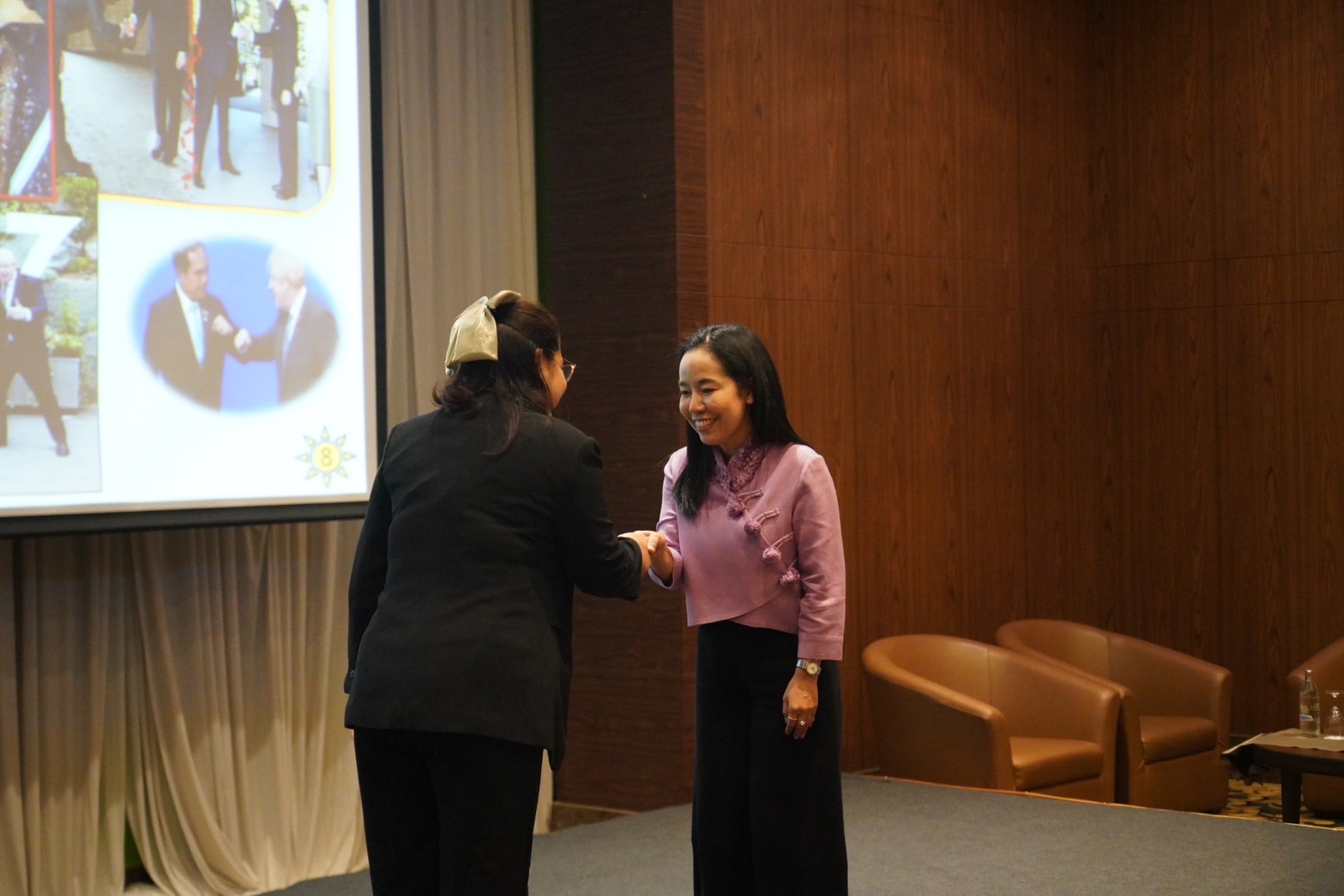 พช.หนองคาย เข้าร่วมโครงการส่งเสริมความสัมพันธ์ระหว่างประเทศผ่านการพัฒนาชุมชน