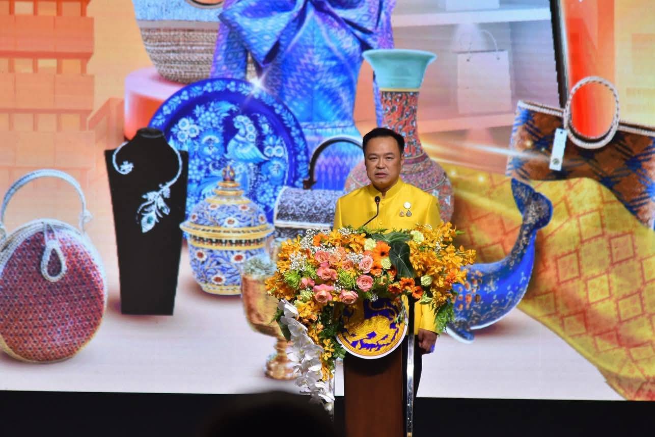 พช.หนองคาย เข้าร่วมพิธีเปิดงาน “OTOP Midyear 2025 OTOP ทันโลก ทันสมัย เศรษฐกิจไทยยั่งยืน” ตั้งแต่ 7- 15 มิถุนายน 2568 นี้ ณ ศูนย์แสดงสินค้าและการประชุมอิมแพ็ค เมืองทองธานี