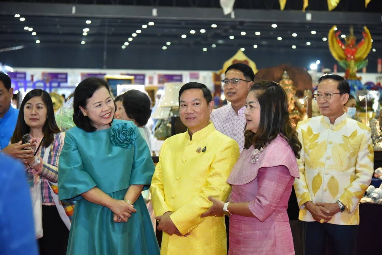 พช.หนองคาย เข้าร่วมพิธีเปิดงาน “OTOP Midyear 2025 OTOP ทันโลก ทันสมัย เศรษฐกิจไทยยั่งยืน” ตั้งแต่ 7- 15 มิถุนายน 2568 นี้ ณ ศูนย์แสดงสินค้าและการประชุมอิมแพ็ค เมืองทองธานี