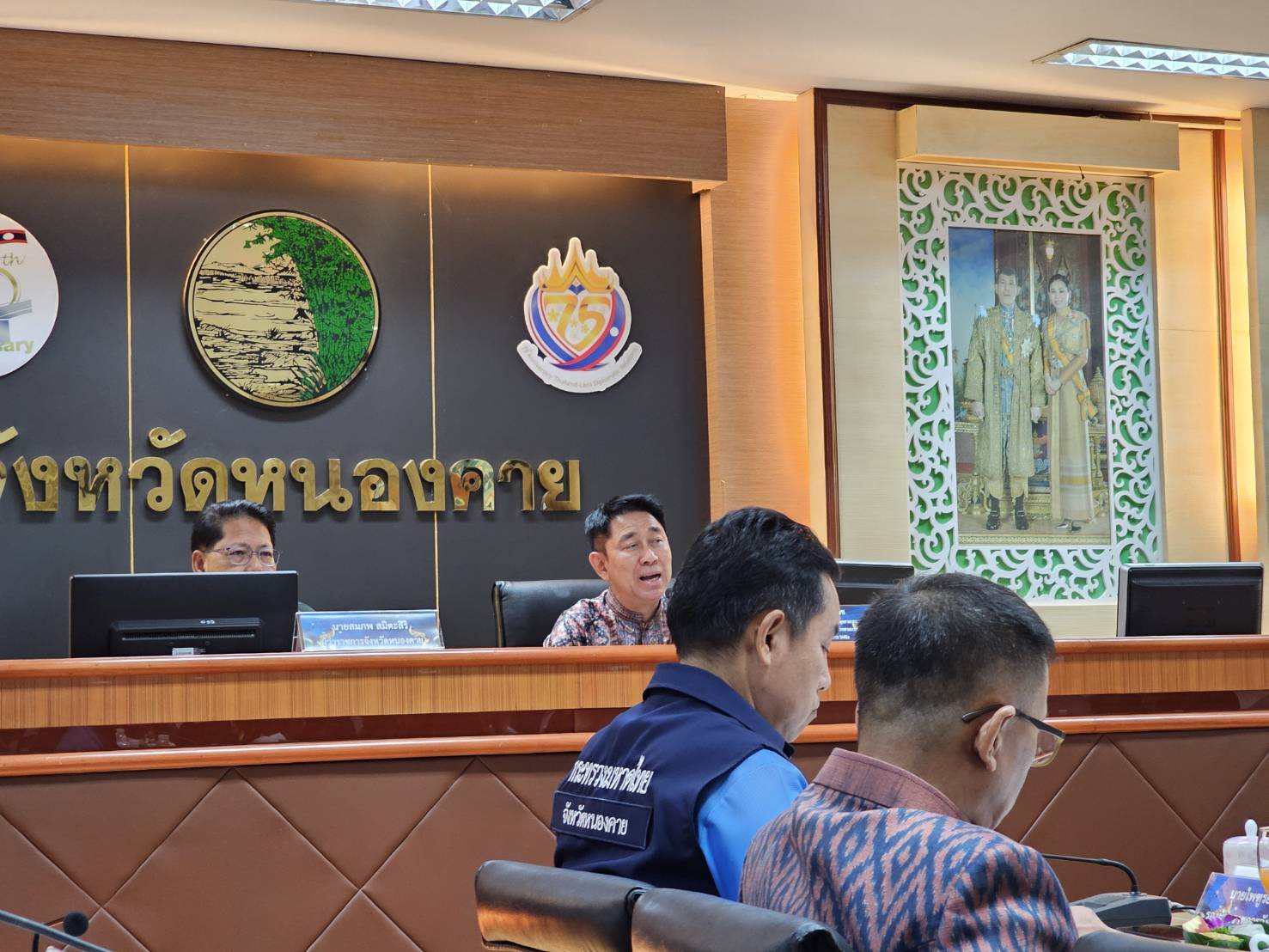 พช.หนองคาย ร่วมประชุมการศึกษาดูงานของคณะกรรมาธิการการพาณิชย์และการอุตสาหกรรม วุฒิสภา