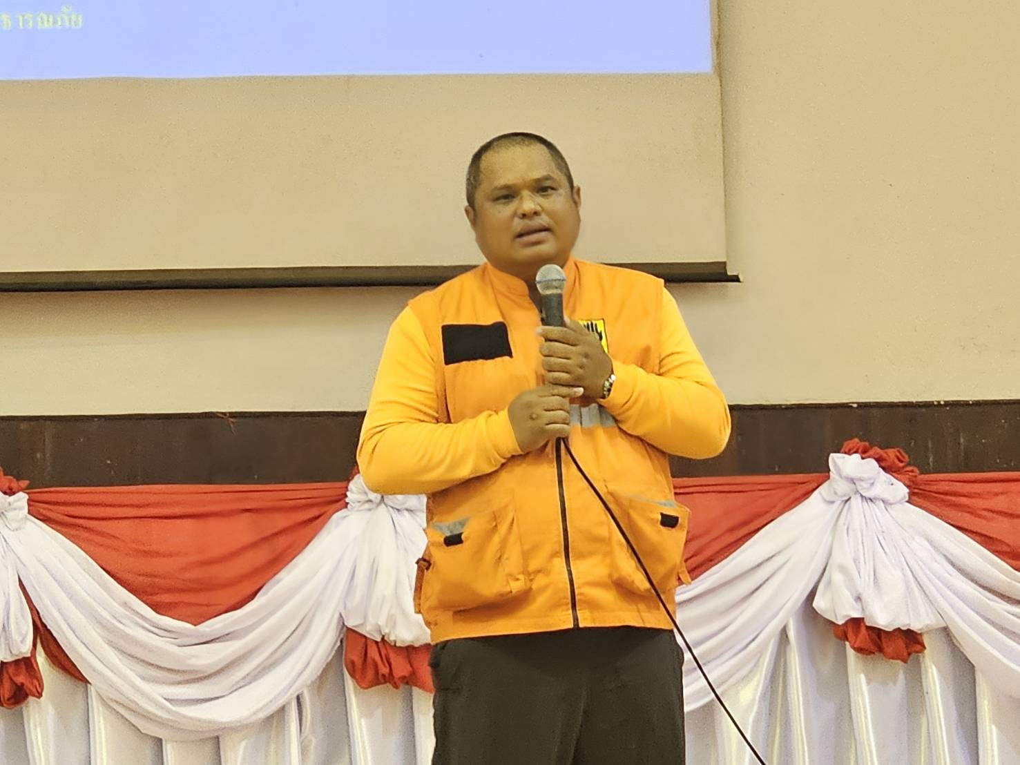 พช.หนองคาย ร่วมการฝึกซ้อมดับเพลิงและอพยพหนีไฟศาลากลางจังหวัดหนองคาย