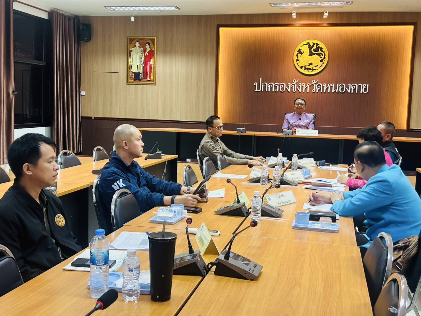 พช.หนองคาย ร่วมการประชุมชี้แจงแนวทางการดำเนินงานพัฒนาและฟื้นฟูหมู่บ้าน/ชุมชนกองทุนแม่ของแผ่นดินในระยะเวลา 2 เดือน