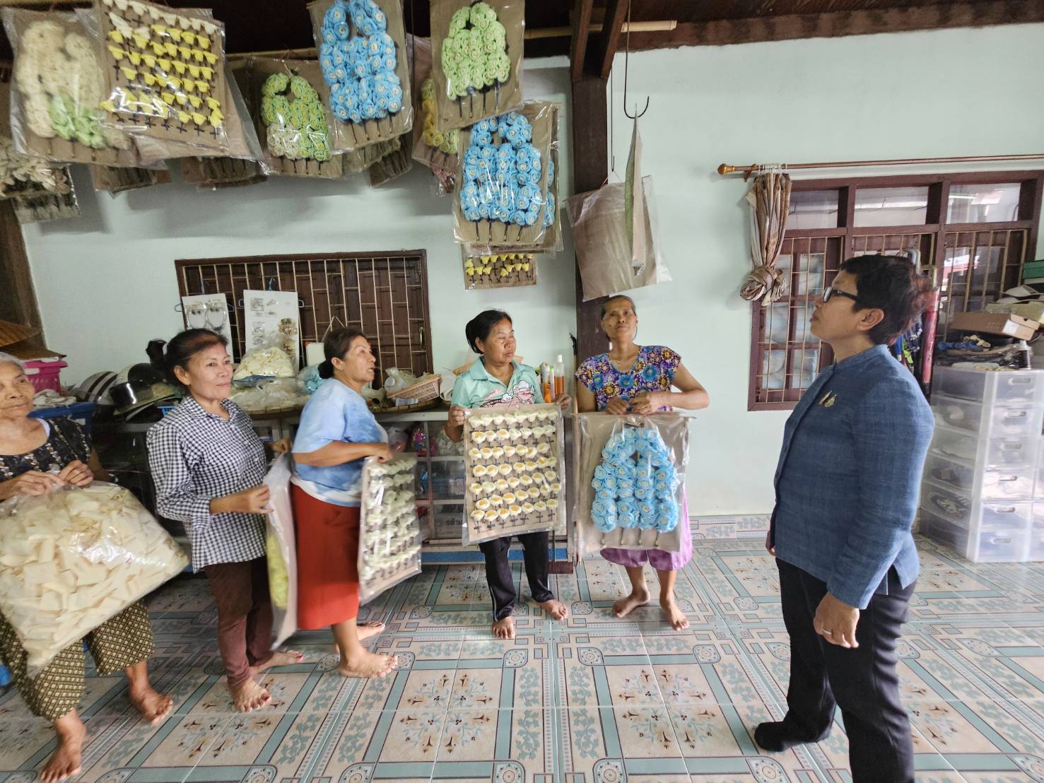 พช.หนองคาย ลงพื้นที่ติดตามการดำเนินงานสารสนเทศตำบลต้นแบบเพื่อพัฒนาคุณภาพชีวิต ตำบลโพธิ์ตาก