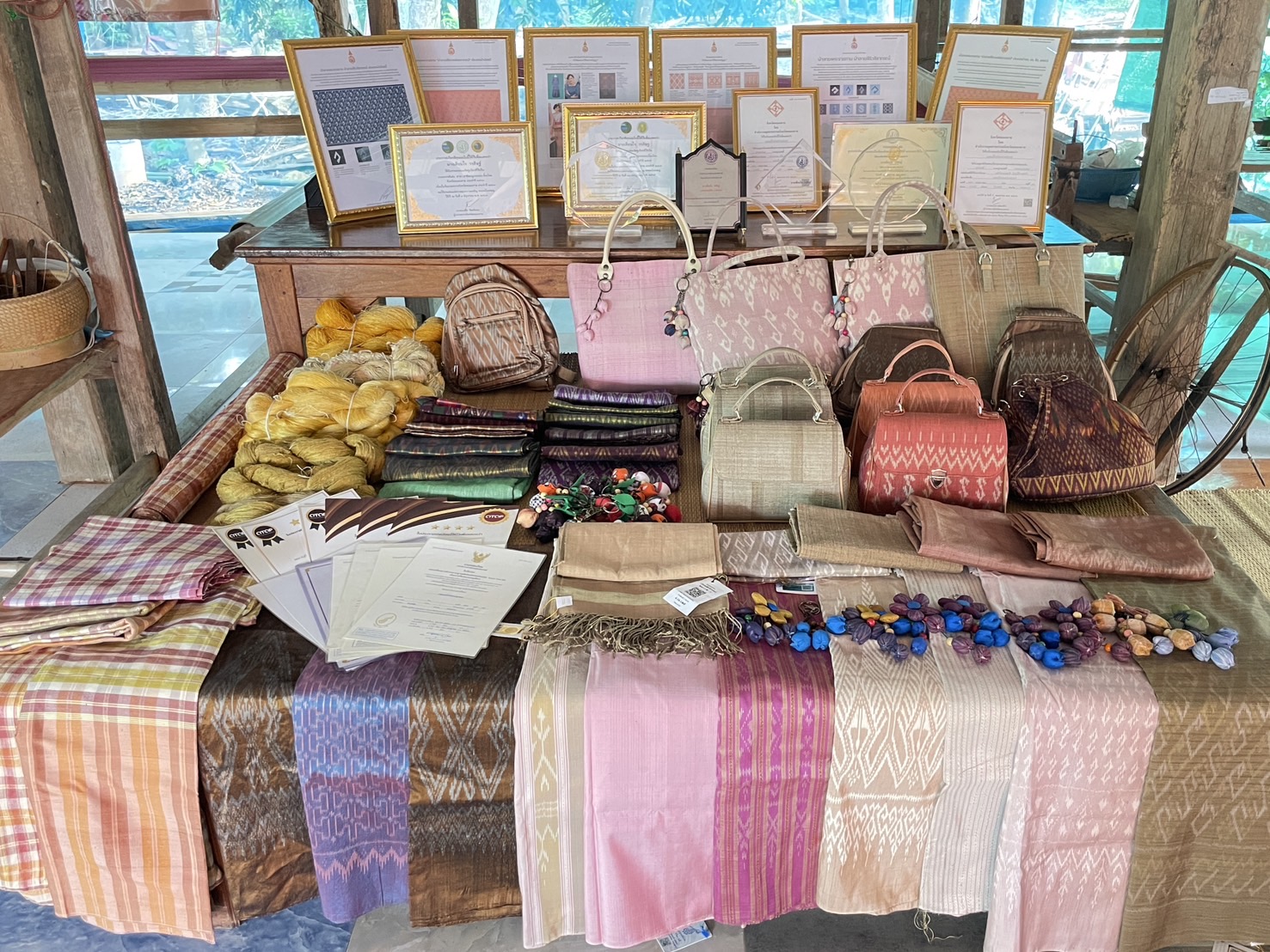 พช.หนองคาย คัดเลือกคนกองทุนพัฒนาบทบาทสตรีดีเด่น ระดับจังหวัด ตามโครงการเชิดชูเกียรติคนกองทุนพัฒนาบทบาทสตรี ประจำปี 2568