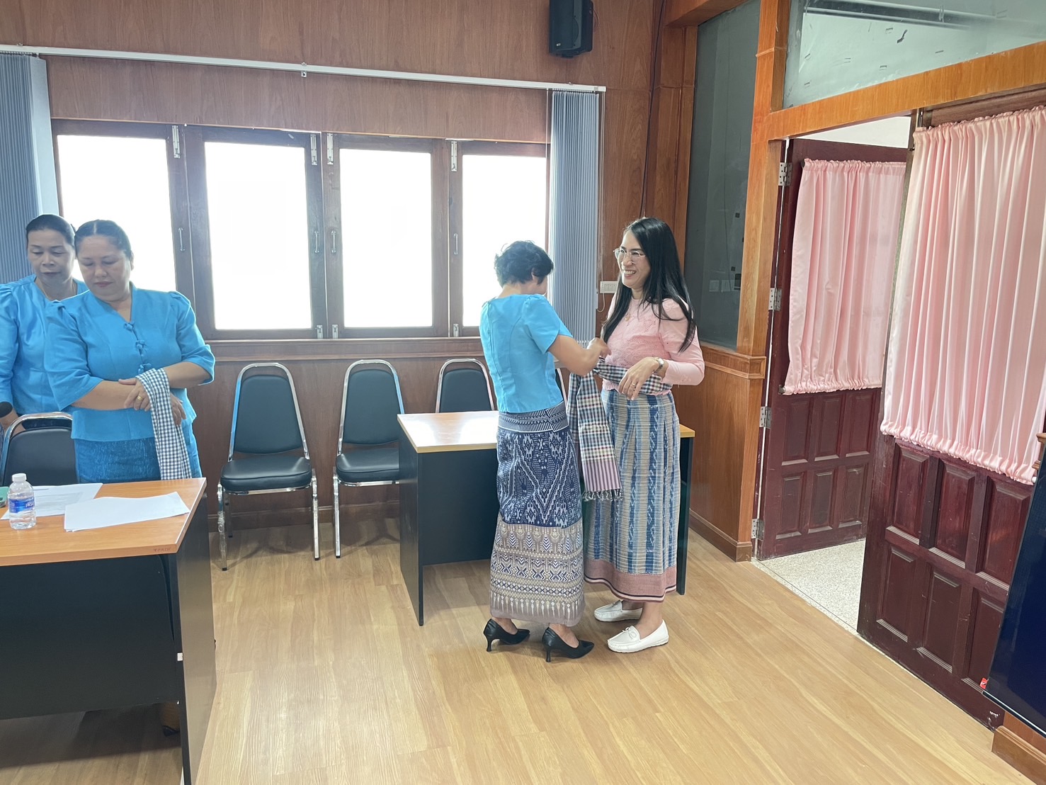 พช.หนองคาย คัดเลือกคนกองทุนพัฒนาบทบาทสตรีดีเด่น ระดับจังหวัด ตามโครงการเชิดชูเกียรติคนกองทุนพัฒนาบทบาทสตรี ประจำปี 2568 อำเภอรัตนวาปี