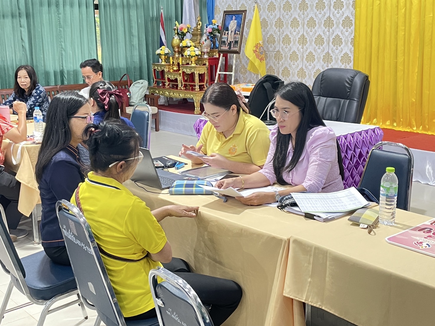 กองทุนฯ สตรี หนองคาย ลงพื้นที่ประชาสัมพันธ์มาตรการช่วยเหลือลูกหนี้กองทุนพัฒนาบทบาทสตรี