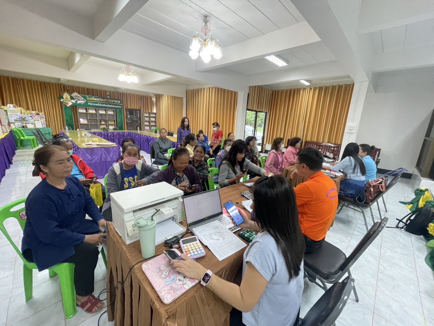 กองทุนฯ สตรี หนองคาย ลงพื้นที่ประชาสัมพันธ์มาตรการช่วยเหลือลูกหนี้กองทุนพัฒนาบทบาทสตรี “เดินหน้าสู้หนี้ ร่วมสร้างพลังสตรี เปลี่ยนหนี้เป็นพลัง เปลี่ยนปัญหาเป็นโอกาส”