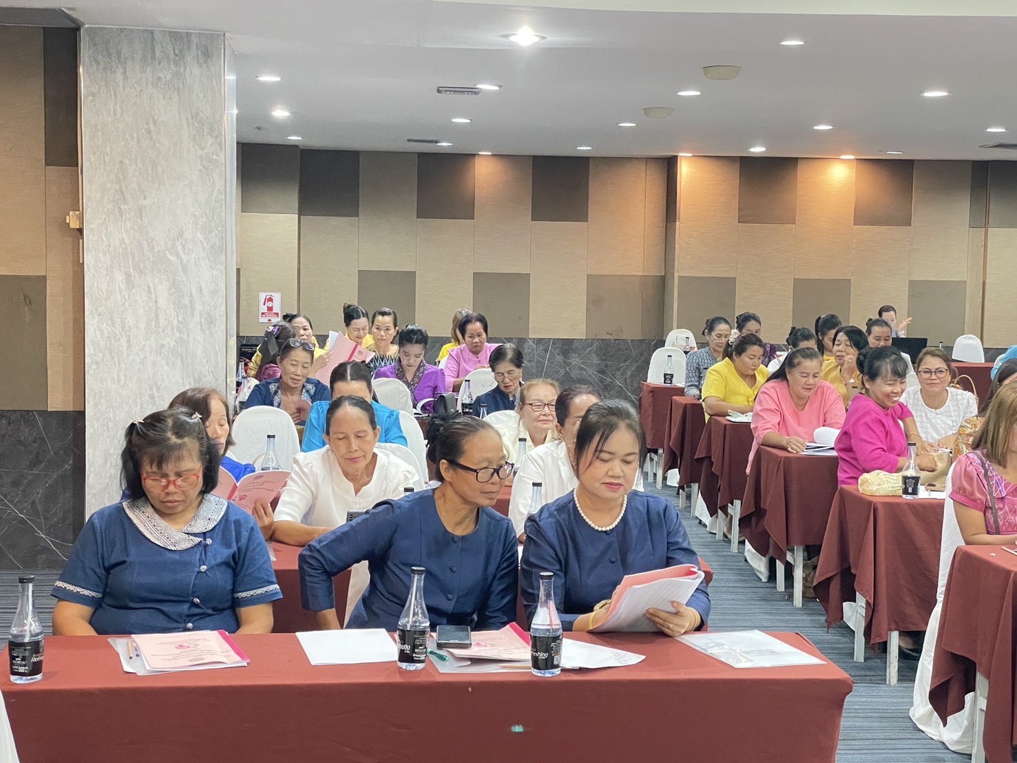 กองทุนฯ สตรี หนองคาย ดำเนินโครงการเพิ่มประสิทธิภาพการปฏิบัติงานกองทุนพัฒนาบทบาทสตรี แก่กลไกการขับเคลื่อนกองทุนพัฒนาบทบาทสตรีระดับจังหวัด