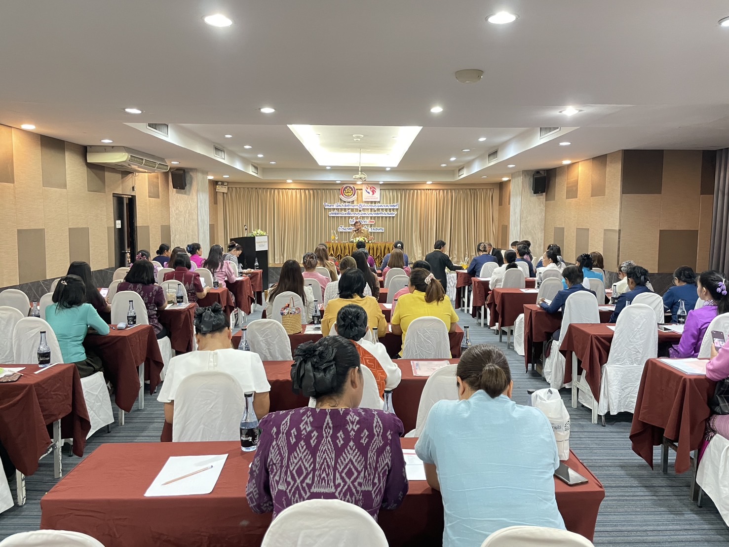 กองทุนฯ สตรี หนองคาย ดำเนินโครงการเพิ่มประสิทธิภาพการปฏิบัติงานกองทุนพัฒนาบทบาทสตรี แก่กลไกการขับเคลื่อนกองทุนพัฒนาบทบาทสตรีระดับจังหวัด