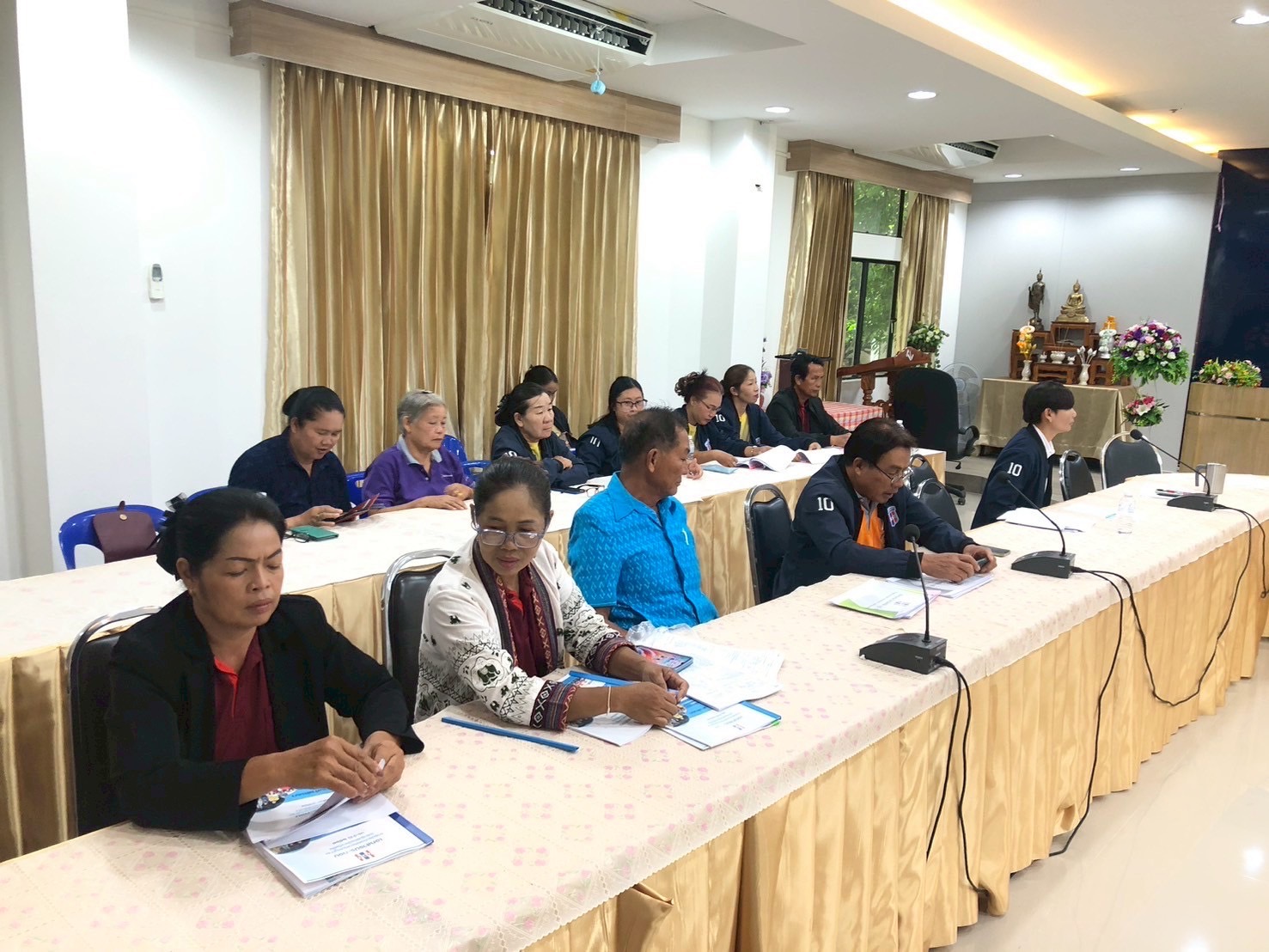 พช.หนองคาย ประชุมคณะกรรมการการประกวดกองทุนหมู่บ้านและชุมชนเมืองดีเด่น ประจำปี 2568