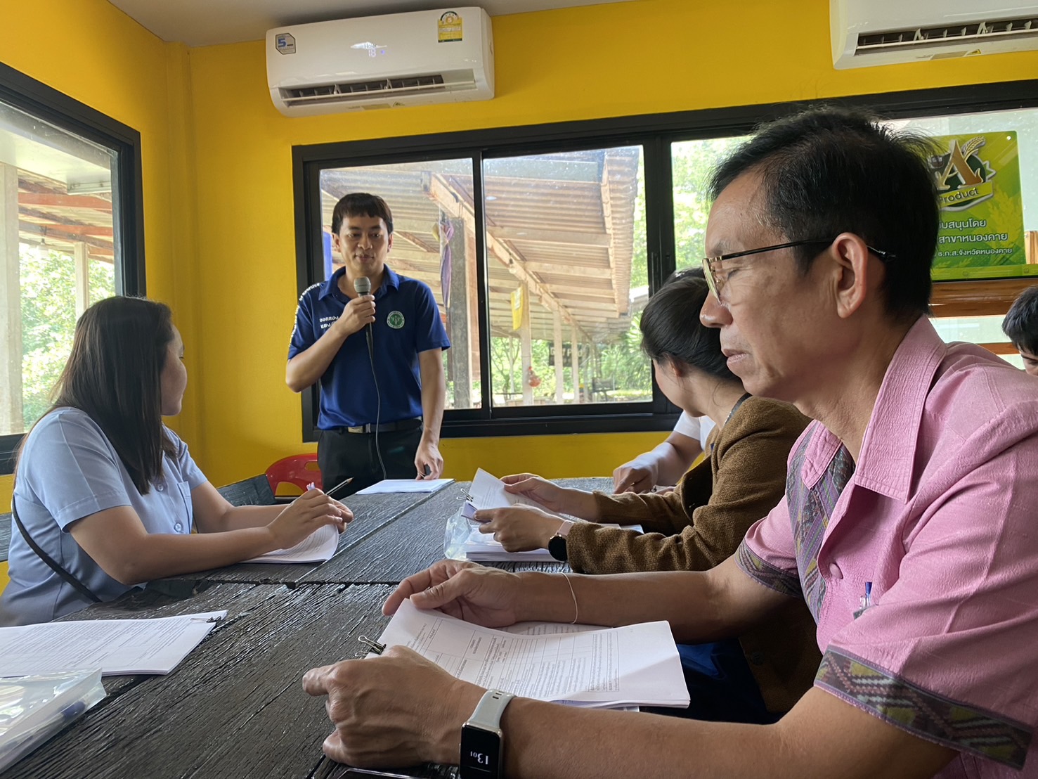 พช.หนองคาย ร่วมประชุมพัฒนาศักยภาพเจ้าหน้าที่ และบูรณาการร่วมกับภาคีเครือข่ายในการส่งเสริมผู้ประกอบการด้านผลิตภัณฑ์สุขภาพ จังหวัดหนองคาย