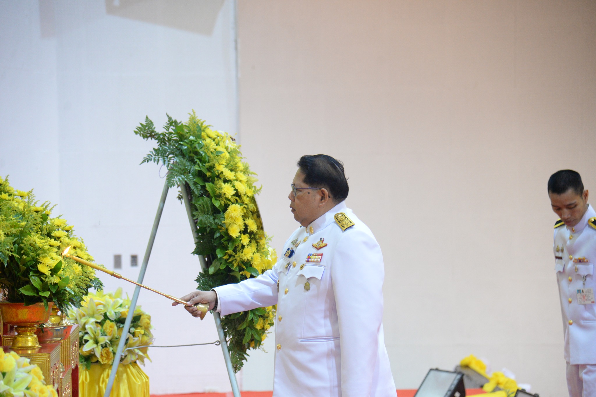พช.หนองคาย ร่วมพิธีวางพวงมาลาและถวายราชสดุดี เนื่องในวันที่ระลึกคล้ายวันสวรรคต “สมเด็จพระนารายณ์มหาราช” ประจำปีพุทธศักราช 2568