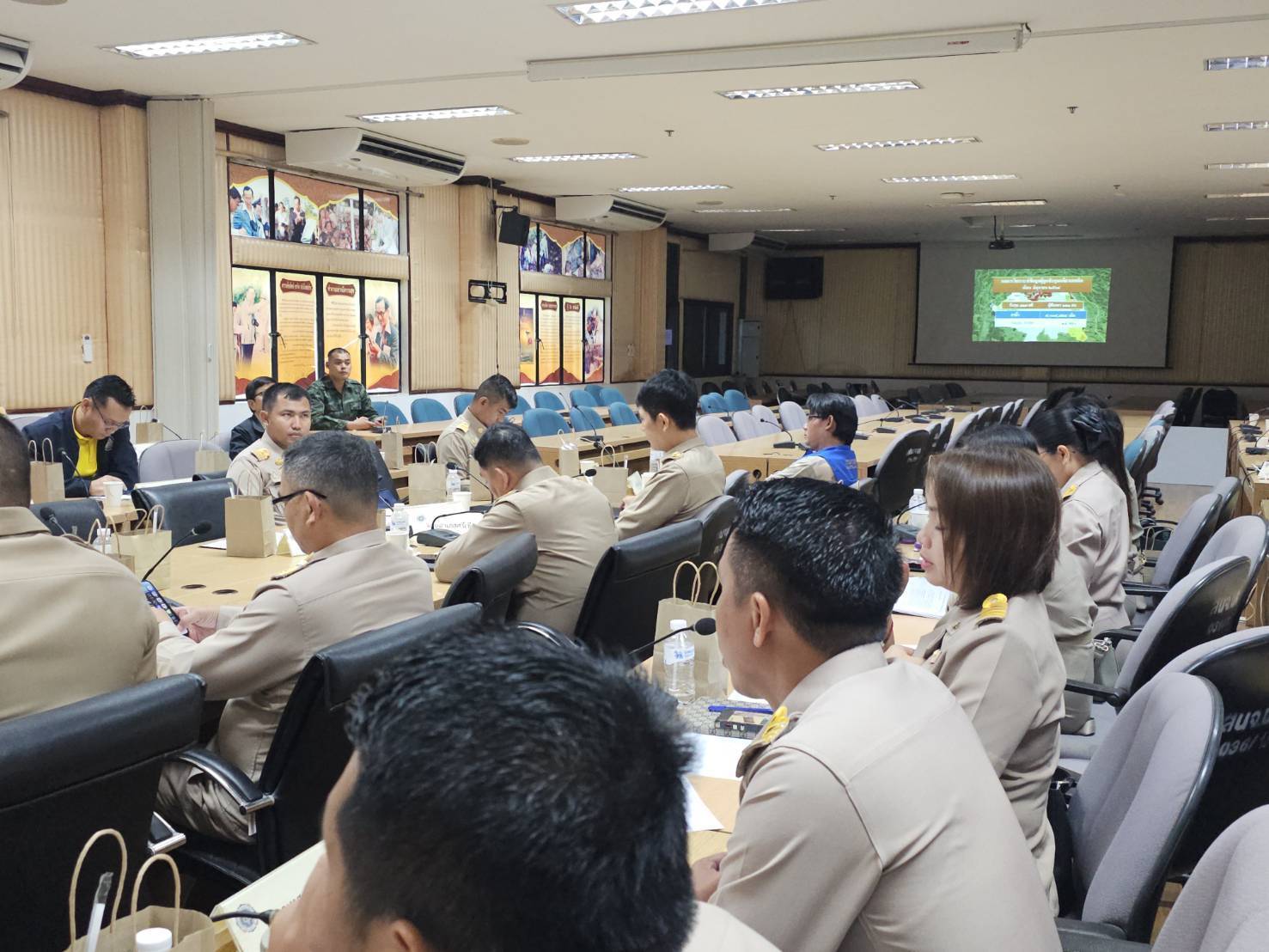 พช.หนองคาย ร่วมประชุมคณะกรรมการศูนย์อำนวยการป้องกันและปราบปรามยาเสพติดจังหวัดหนองคาย ครั้งที่ 6/2568