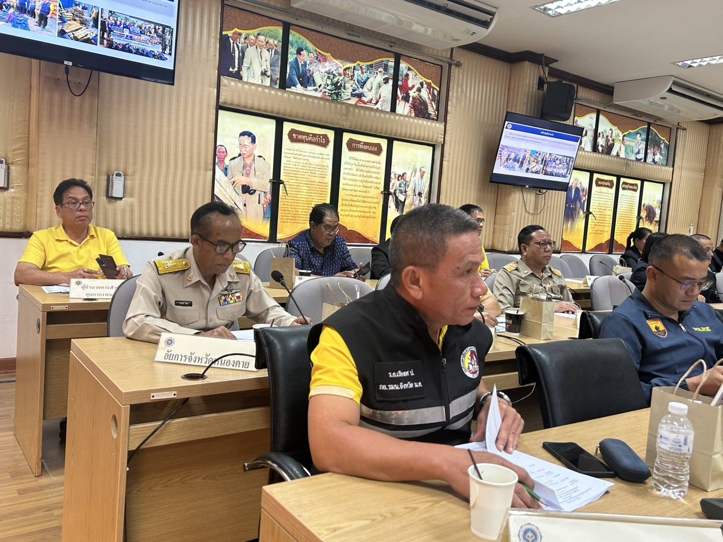 พช.หนองคาย ร่วมประชุมคณะกรรมการศูนย์อำนวยการป้องกันและปราบปรามยาเสพติดจังหวัดหนองคาย ครั้งที่ 7/2568