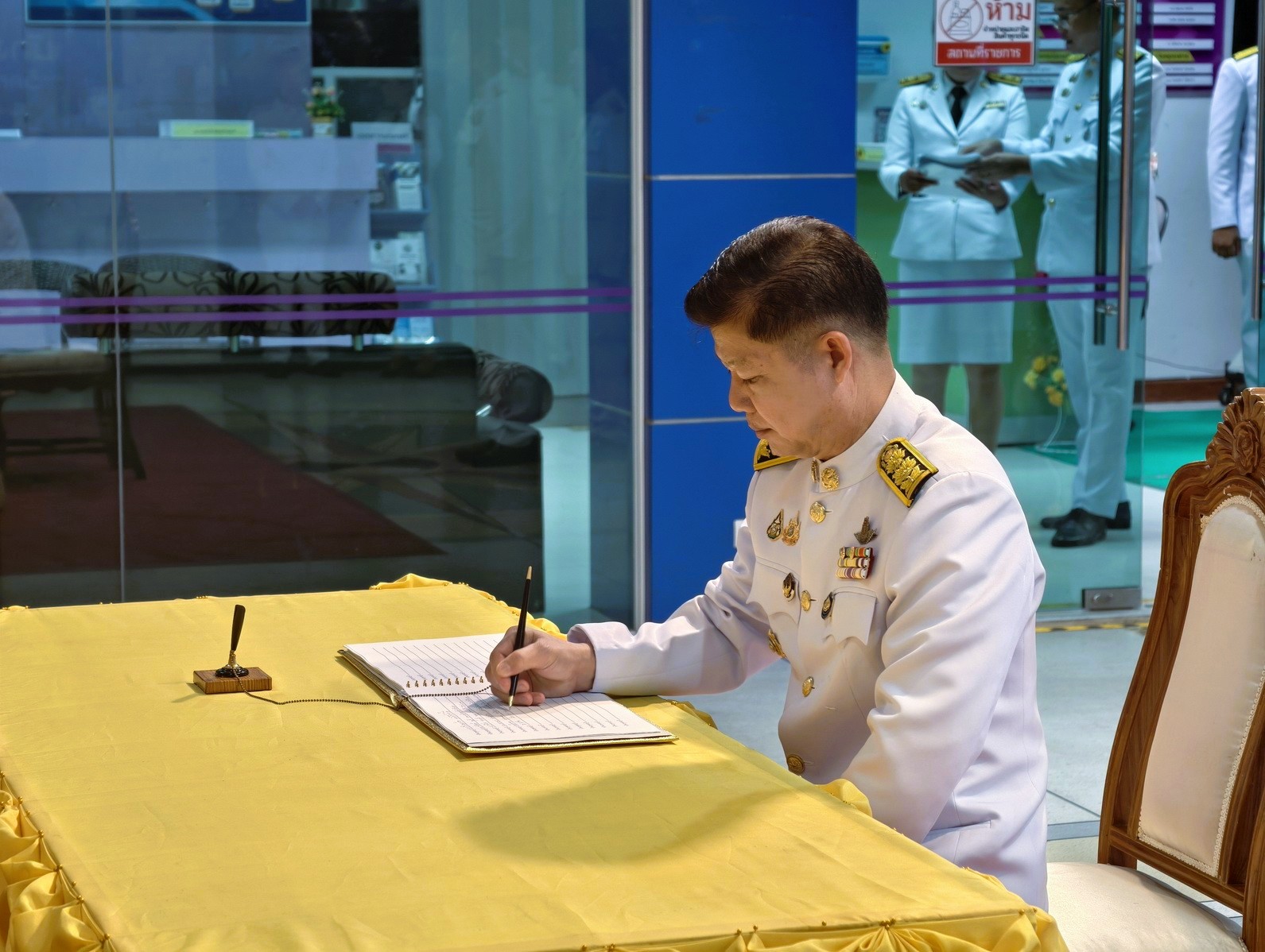 พช.หนองคาย ร่วมพิธีลงนามถวายพระพรชัยมงคล พระบาทสมเด็จพระเจ้าอยู่หัว เนื่องในโอกาสวันเฉลิมพระชนมพรรษา 28 กรกฎาคม 2568