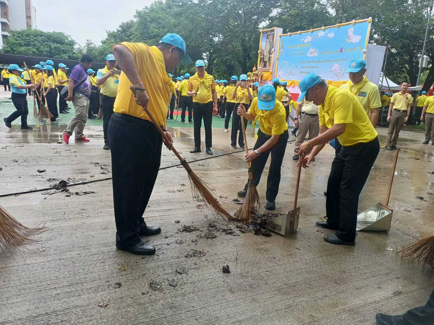 พช.หนองคาย เข้าร่วมกิจกรรมจิตอาสาพัฒนาเนื่องในโอกาสวันเฉลิมพระชนมพรรษาฯ 28 กรกฎาคม 2568
