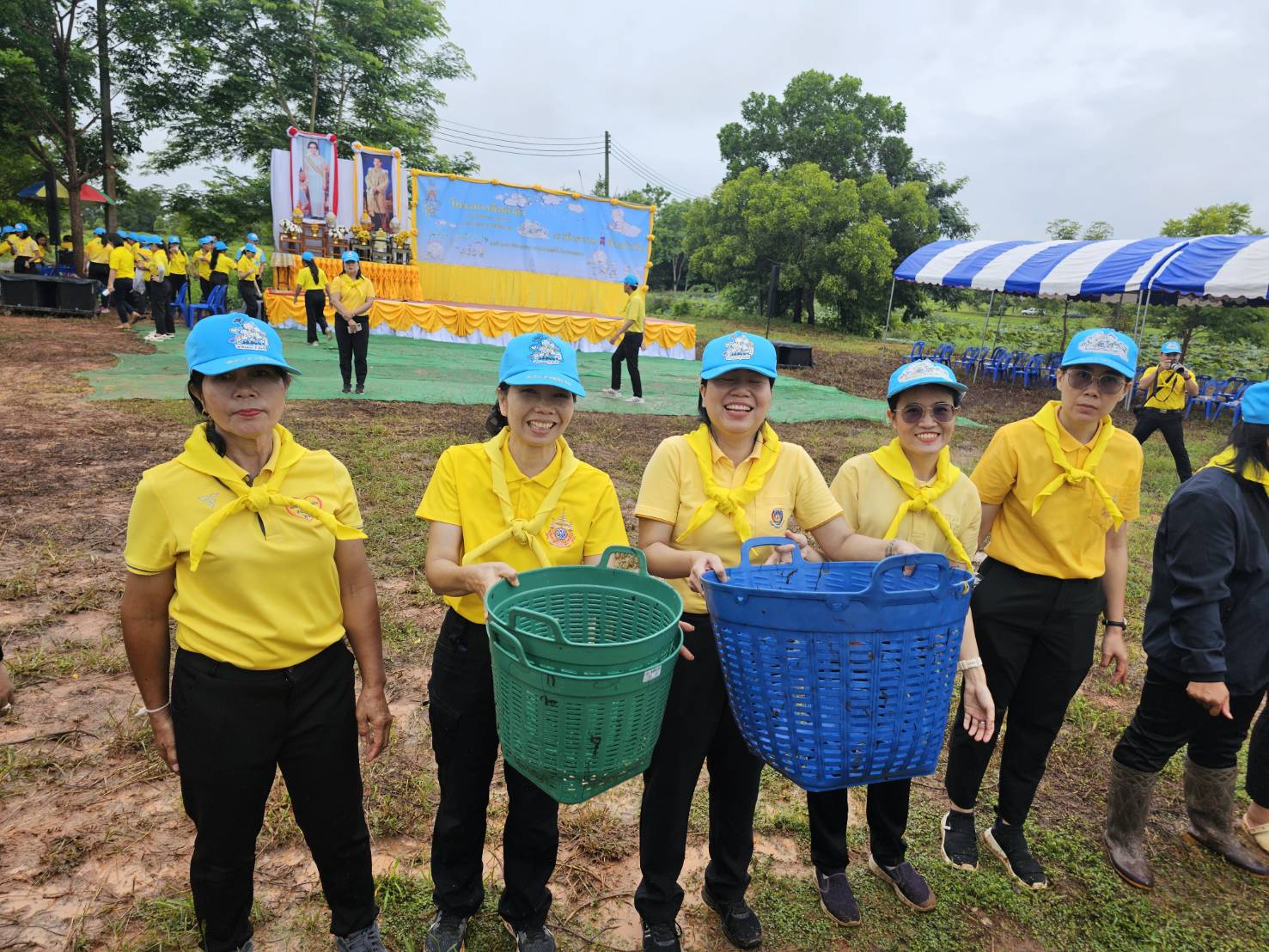 พช.หนองคาย ร่วมกิจกรรมจิตอาสาพัฒนา เนื่องในโอกาสวันคล้ายวันสวรรคต สมเด็จพระศรีนครินทราบรมราชาชนนี และกิจกรรมกำจัดผักตบชวาแบบบูรณาการ จังหวัดหนองคาย ครั้งที่ 1/2568 เฉลิมพระเกียรติฯ