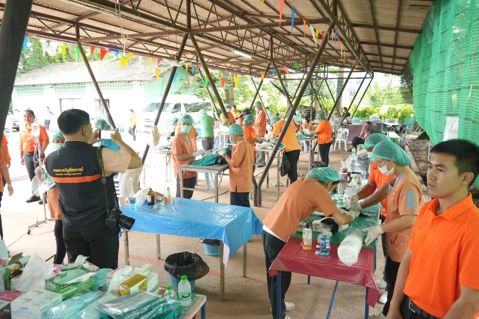พช.หนองคาย ร่วมพิธีสดุดีเทิดพระเกียรติ ศาสตราจารย์ ดร.สมเด็จเจ้าฟ้าฯ กรมพระศรีสวางควัฒน วรขัตติยราชนารี และพิธีเปิดโครงการปศุสัตว์ร่วมใจกำจัดภัยโรคพิษสุนัขบ้า เพื่อเฉลิมพระเกียรติฯ