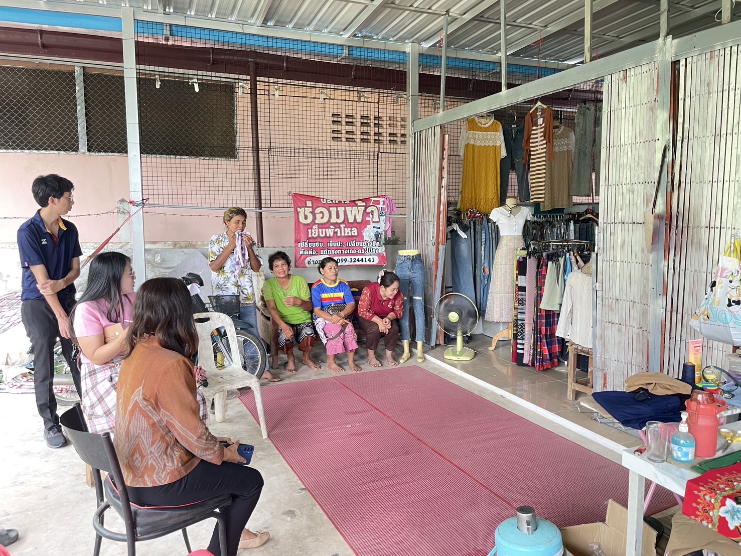 กองทุนฯ สตรี หนองคาย ลงพื้นที่ประชาสัมพันธ์มาตรการช่วยเหลือลูกหนี้กองทุนพัฒนาบทบาทสตรี “เดินหน้าสู้หนี้ ร่วมสร้างพลังสตรี เปลี่ยนหนี้เป็นพลัง เปลี่ยนปัญหาเป็นโอกาส”