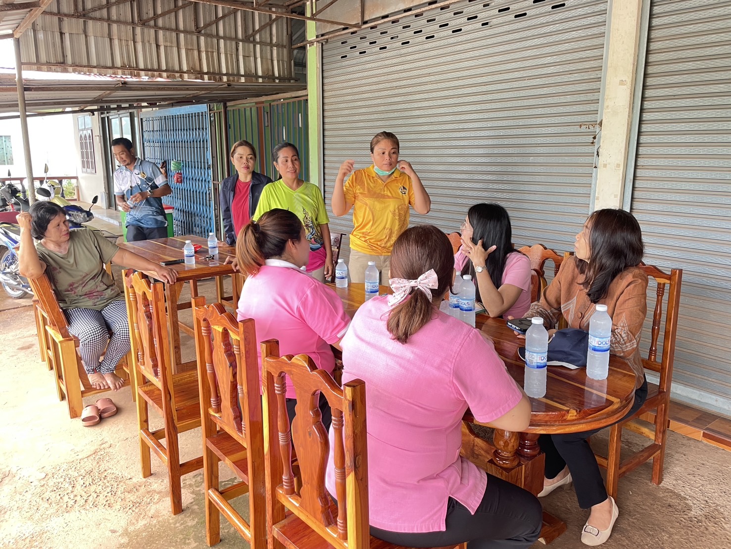 กองทุนฯ สตรี หนองคาย ลงพื้นที่ประชาสัมพันธ์มาตรการช่วยเหลือลูกหนี้กองทุนพัฒนาบทบาทสตรี “เดินหน้าสู้หนี้ ร่วมสร้างพลังสตรี เปลี่ยนหนี้เป็นพลัง เปลี่ยนปัญหาเป็นโอกาส”