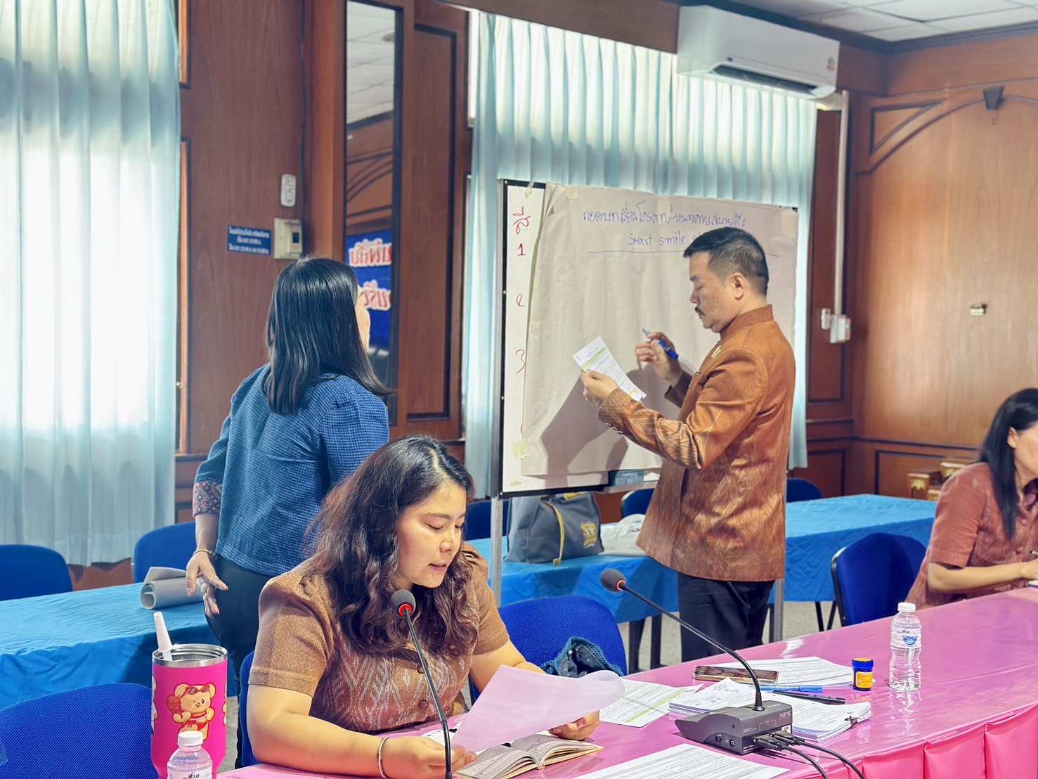 พช.หนองคาย จัดเวทีถอดบทเรียนโครงการหนองคาย สบายดี : Smart Smile Style SAYAM ระดับโซนอำเภอ จังหวัดหนองคาย