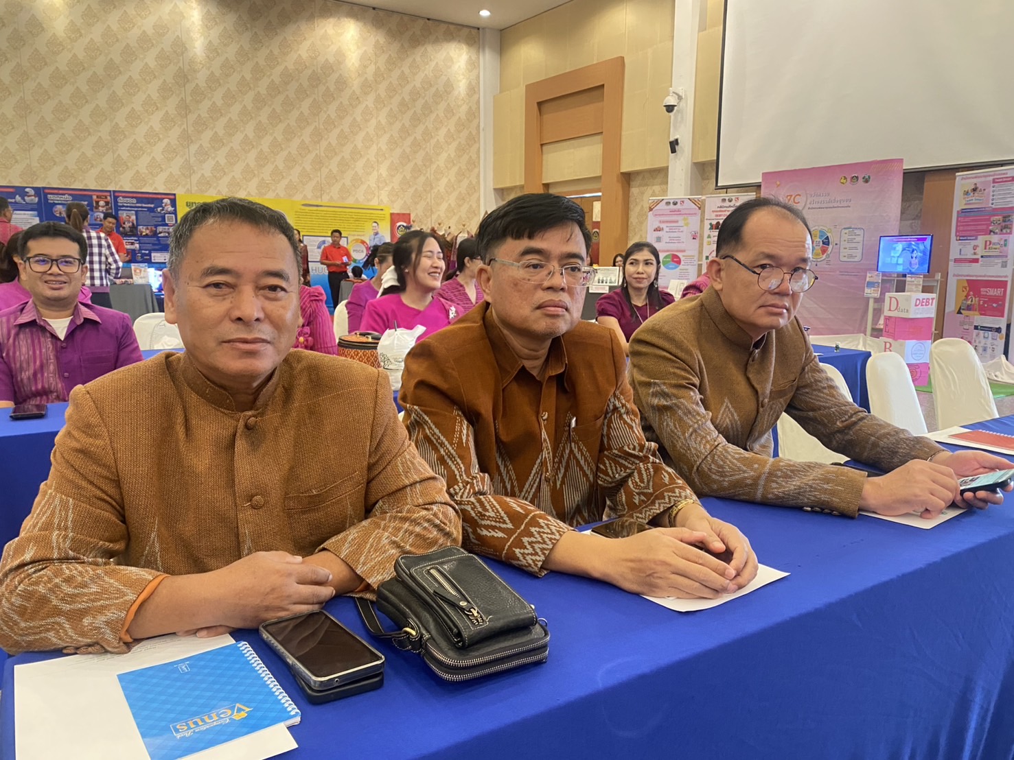 พช.หนองคาย เข้าร่วมประชุมตรวจติดตามผลการดำเนินงานของหน่วยรับตรวจรายไตรมาส 15 จังหวัดภาคตะวันออกเฉียงเหนือ