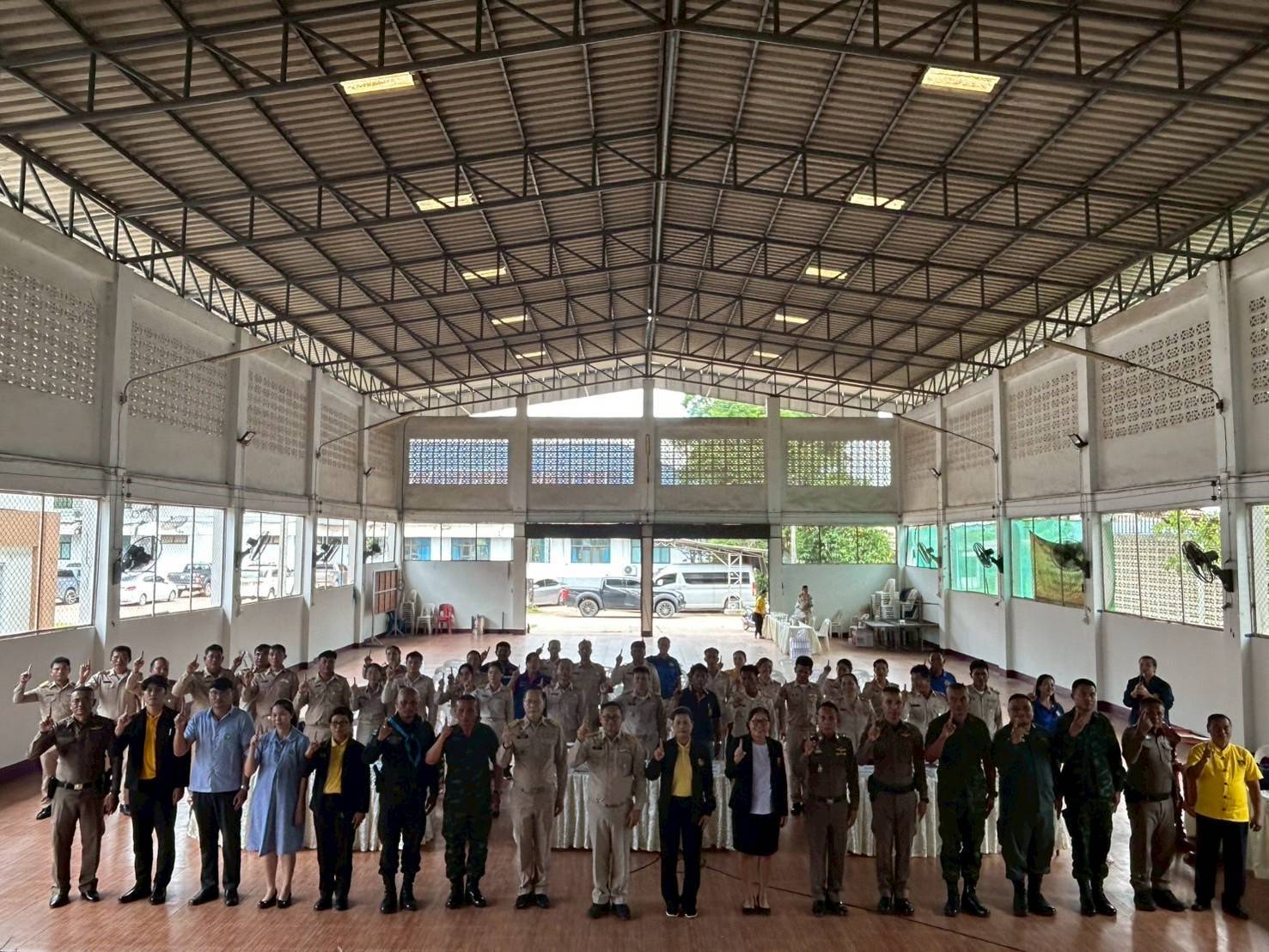 พช.หนองคาย ร่วมติดตาม ผลการดำเนินงานป้องกัน ปราบปราม และแก้ไขปัญหายาเสพติด ตามแผนปฏิบัติการสกัดกั้นและปราบปรามยาเสพติด “Seal Stop Safe” ผนึกกำลังอำเภอชายแดน และอำเภอตอนในพื้นที่จังหวัดหนองคาย ณ อำเภอสังคม