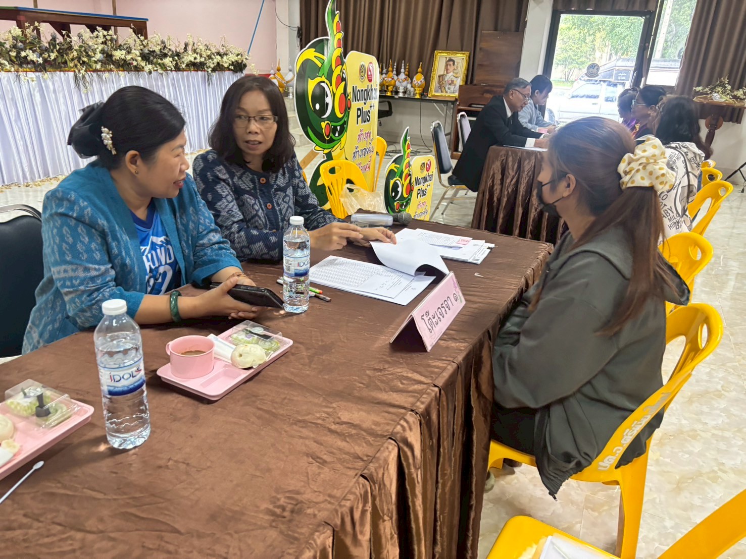 กองทุนพัฒนาบทบาทสตรีหนองคายร่วมกับสำนักงานยุติธรรมจังหวัดหนองคาย ดำเนินโครงการร่วมใจไกล่เกลี่ยช่วยเหลือลูกหนี้กองทุนพัฒนาบทบาทสตรี “Nongkhai Plus++ สร้างสุข สร้างรอยยิ้ม ให้ลูกหนี้”