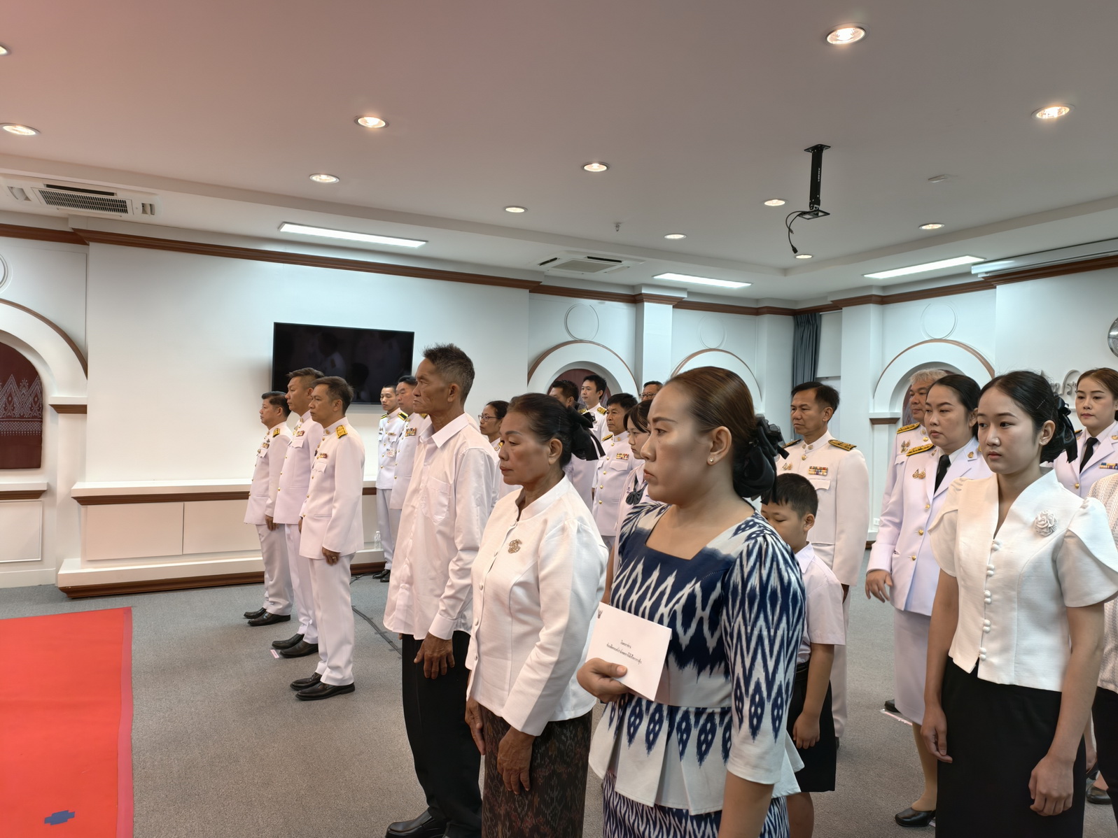 พช.หนองคาย ร่วมพิธีมอบเงินพระราชทานให้แก่ครอบครัวกำลังพลที่เสียชีวิต