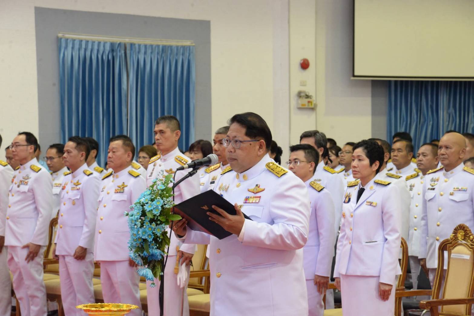 พช.หนองคาย ร่วมพิธีถวายเครื่องราชสักการะและวางพานพุ่ม และจุดเทียนถวายพระพรชัยมงคล สมเด็จพระนางเจ้าสิริกิตติ์ พระบรมราชินีนาถ พระบรมราชชนนีพันปีหลวง เนื่องในโอกาสวันเฉลิมพระชนมพรรษา 12 สิงหาคม 2568