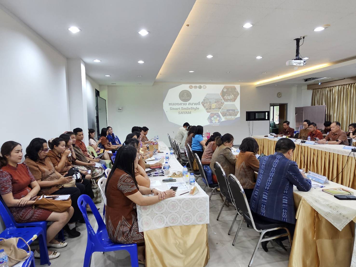 พช.หนองคาย ถอดบทเรียนโครงการ “หนองคาย สบายดี : Smart Smile Style SAYAM” นวัตกรรมต้นแบบเพื่อขับเคลื่อนงานพัฒนาชุมชนสู่ความสำเร็จ