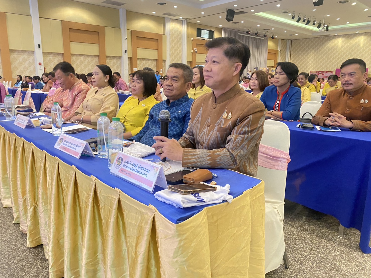 พช.หนองคาย เข้าร่วมประชุมตรวจติดตามผลการดำเนินงานของหน่วยรับตรวจรายไตรมาส 15 จังหวัดภาคตะวันออกเฉียงเหนือ