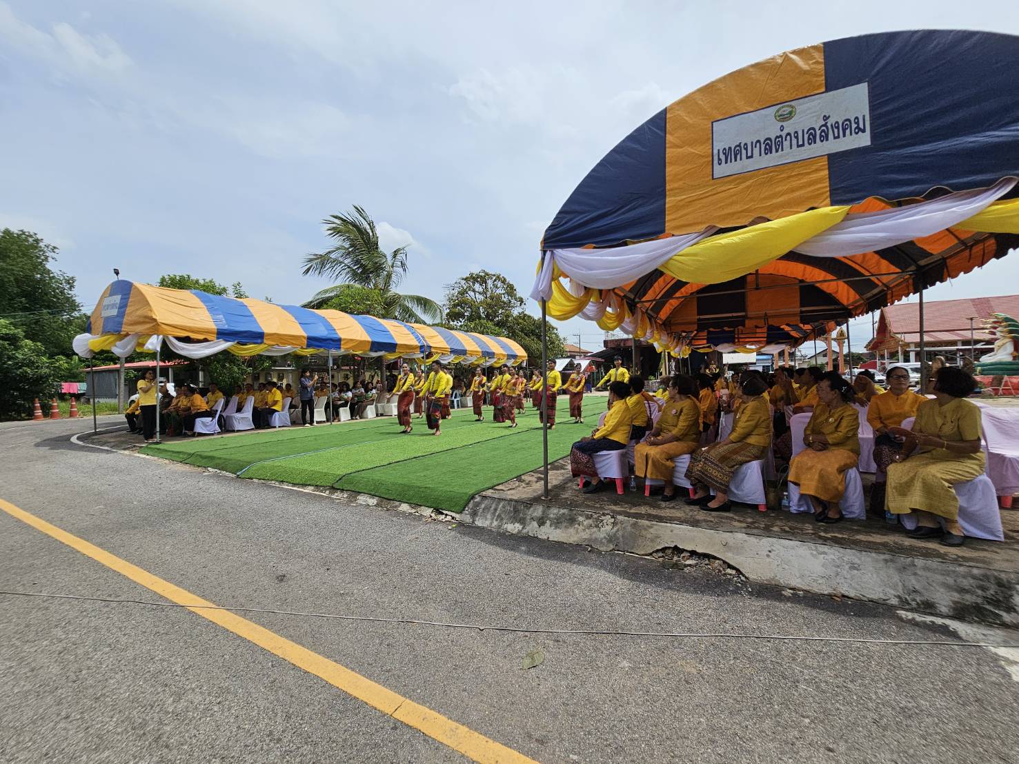 ผู้ว่าฯ หนองคาย นำทีม “ผู้นำการเปลี่ยนแปลง” ต.สังคม โชว์ผลสำเร็จ การขับเคลื่อนตำบลเข้มแข็งตามหลักเศรษฐกิจพอเพียง ในการคัดเลือกผู้นำการเปลี่ยนแปลงฯ ระดับประเทศ