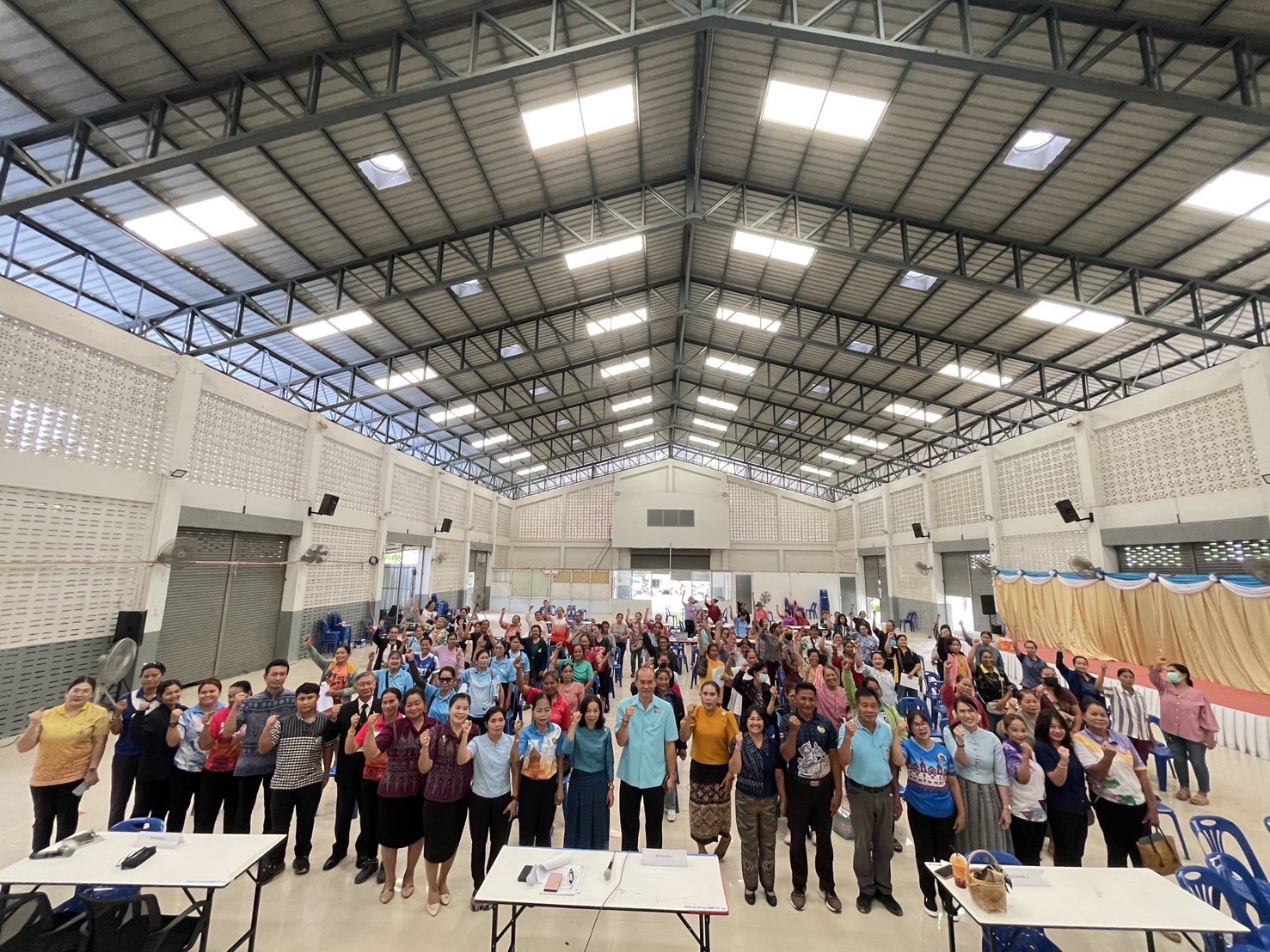 กองทุนพัฒนาบทบาทสตรีหนองคายร่วมกับสำนักงานยุติธรรมจังหวัดหนองคาย ดำเนินโครงการร่วมใจไกล่เกลี่ยช่วยเหลือลูกหนี้กองทุนพัฒนาบทบาทสตรี “Nongkhai Plus++ สร้างสุข สร้างรอยยิ้ม ให้ลูกหนี้” อำเภอเฝ้าไร่