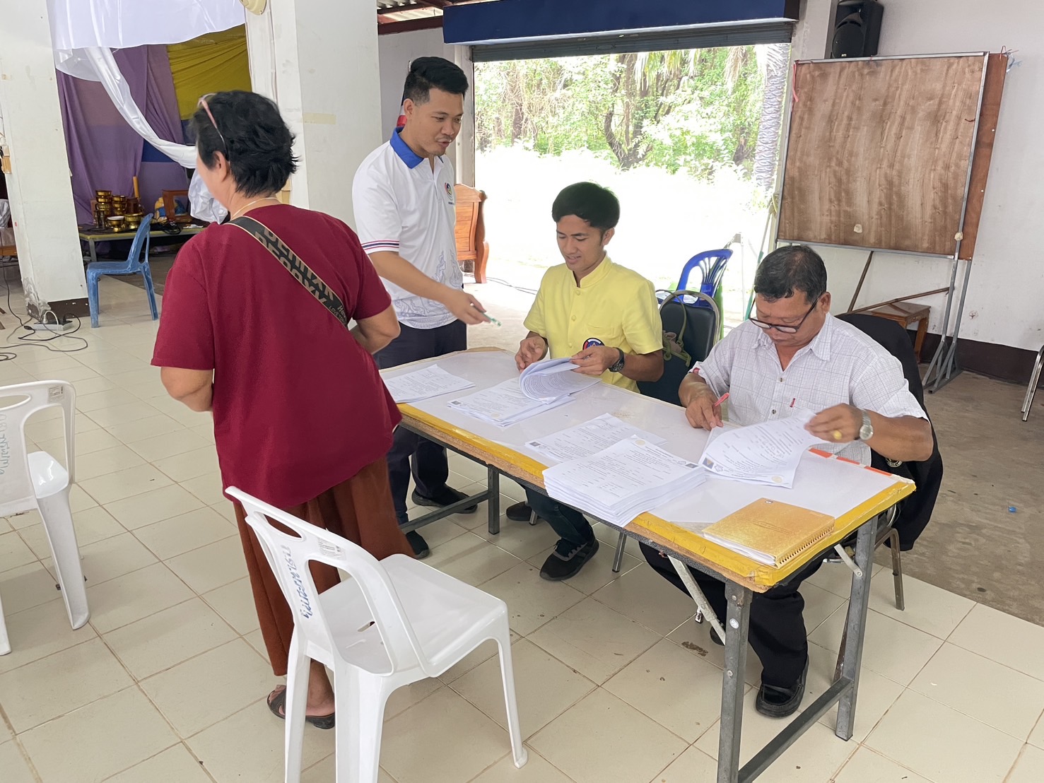 กองทุนพัฒนาบทบาทสตรีหนองคายร่วมกับสำนักงานยุติธรรมจังหวัดหนองคาย ดำเนินโครงการร่วมใจไกล่เกลี่ยช่วยเหลือลูกหนี้กองทุนพัฒนาบทบาทสตรี “Nongkhai Plus++ สร้างสุข สร้างรอยยิ้ม ให้ลูกหนี้” อำเภอรัตนวาปี