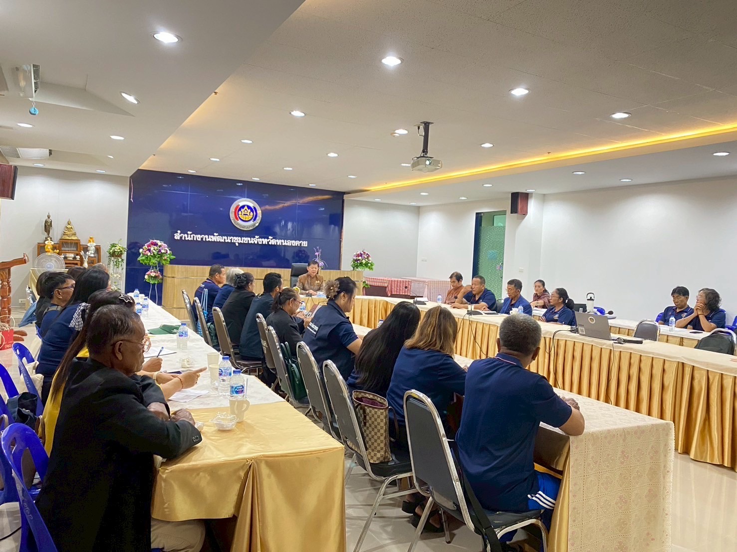 พช.หนองคาย ลับคมผู้นำ อช. ผ่านการดำเนินโครงการเพิ่มศักยภาพผู้นำอาสาพัฒนาชุมชน (ผู้นำ อช.) เพื่อขับเคลื่อนงานในระดับพื้นที่ กิจกรรม ประชุมเชิงปฏิบัติการจัดทำโครงการริเริ่มสร้างสรรค์ตามภารกิจผู้นำอาสาพัฒนาชุมชน