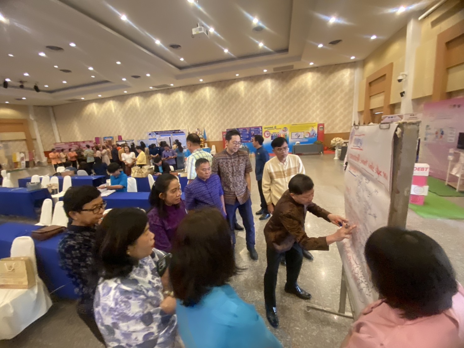 พช.หนองคาย เข้าร่วมประชุมตรวจติดตามผลการดำเนินงานของหน่วยรับตรวจรายไตรมาส 15 จังหวัดภาคตะวันออกเฉียงเหนือ